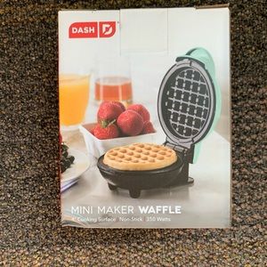 Mini Waffle Maker
